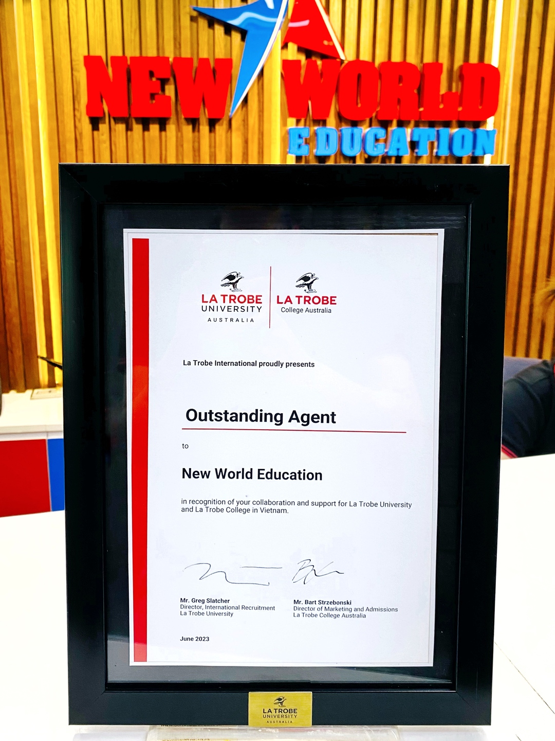 Outstanding Agent 2023 của La Trobe University La Trobe College, Úc