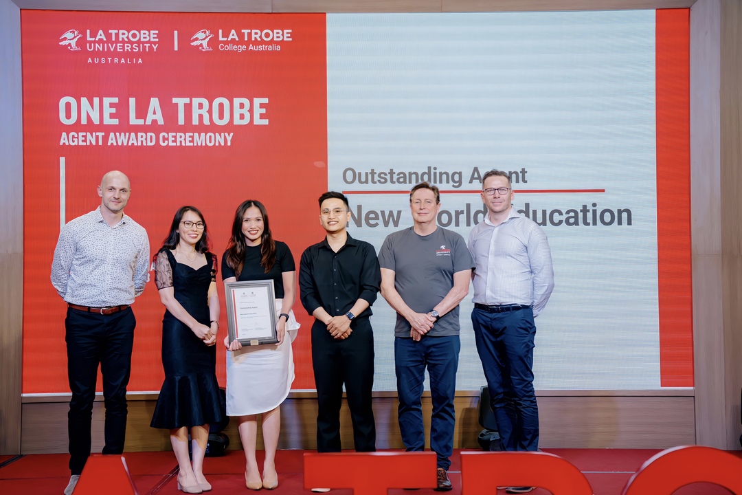 Outstanding Agent 2023 của La Trobe University La Trobe College, Úc