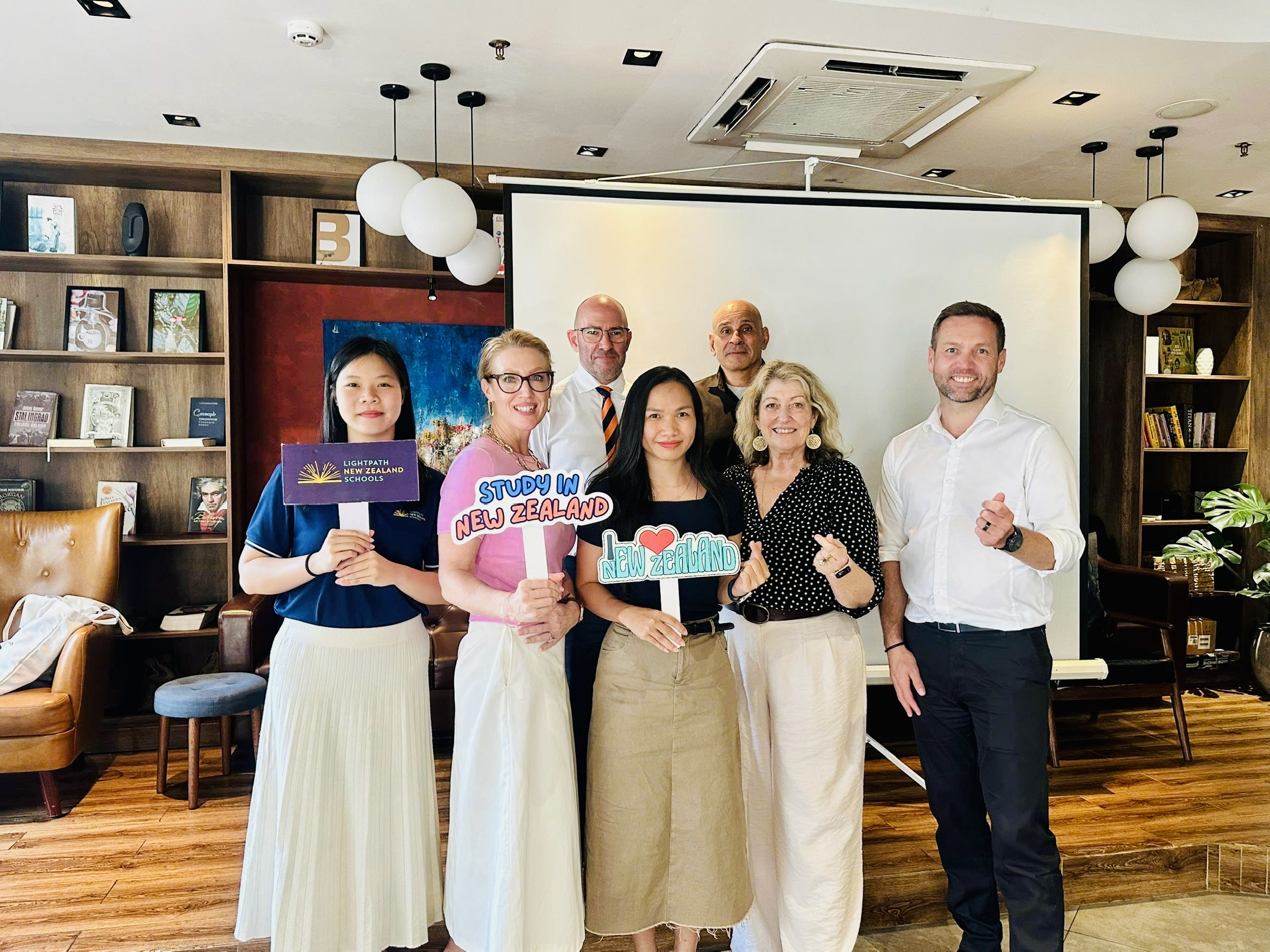 LightPath New Zealand Schools - Agents Gathering